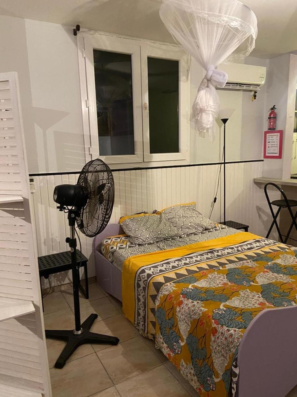 Residence Cannelle 莱特鲁瓦西莱 外观 照片